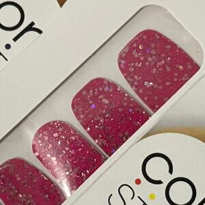 New Color Street “LA Dreams” Sultry Magenta with Soft Pink Glitter Nail Strips